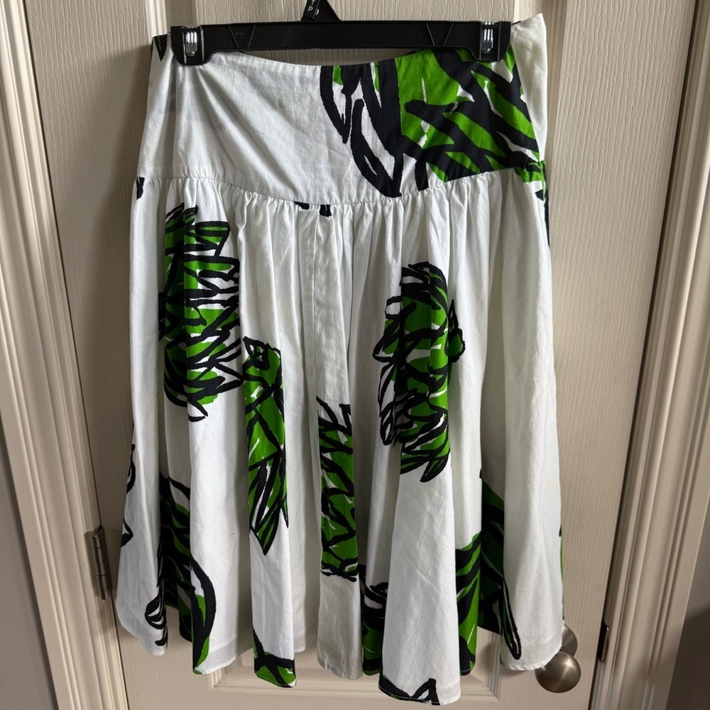 Diane von Furstenberg Beaumont Skirt in Artichoke Full Circle Size 4 - Picture 3 of 5